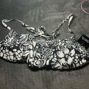 Black and White Floral Bikini Top